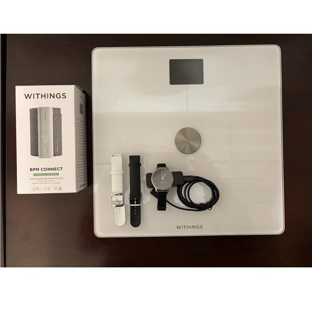 Withings White Smart Scale and Wearables Set